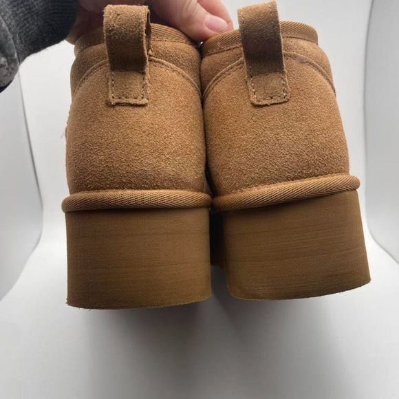 CUSHIONAIRE Women's COZY Genuine Suede pull on platform boot CHESTNUT 9 - Picture 4 of 6